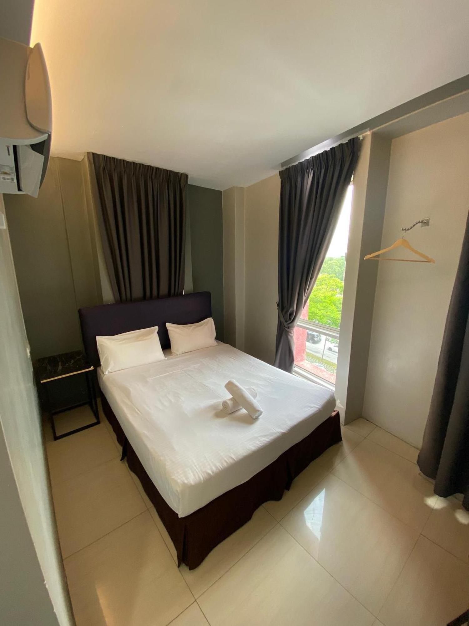 Pillows Plus Kota Damansara Kültér fotó