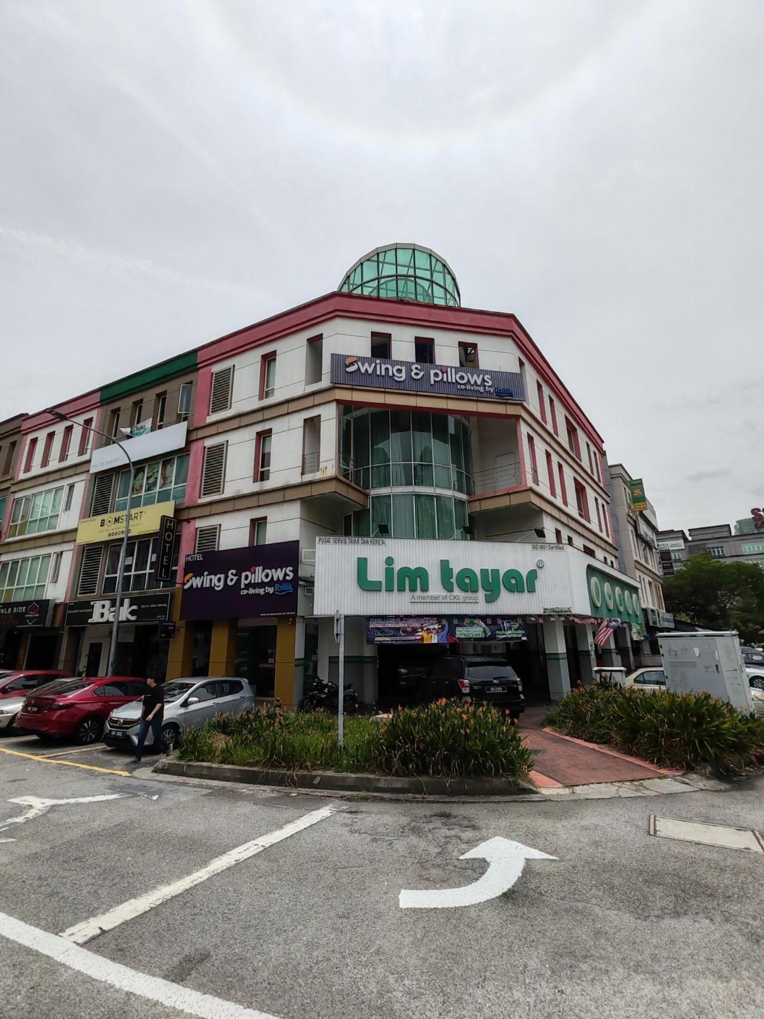 Pillows Plus Kota Damansara Kültér fotó